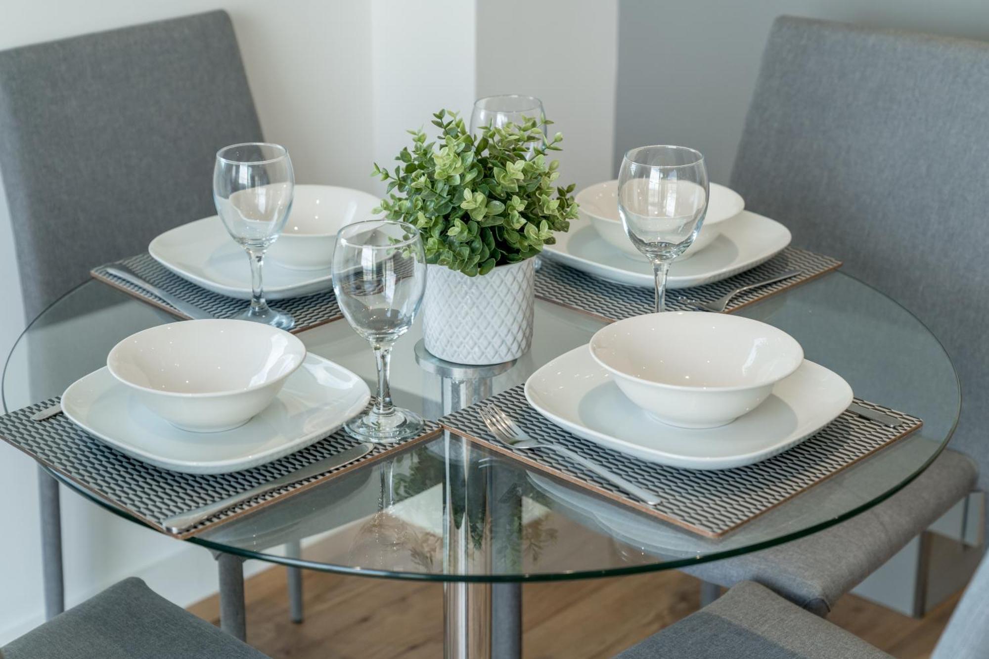 Skyvillion - London River Thames Top Floor Apartments By Woolwich Ferry, Mins To London Excel, O2 Arena , London City Airport With Parking 外观 照片