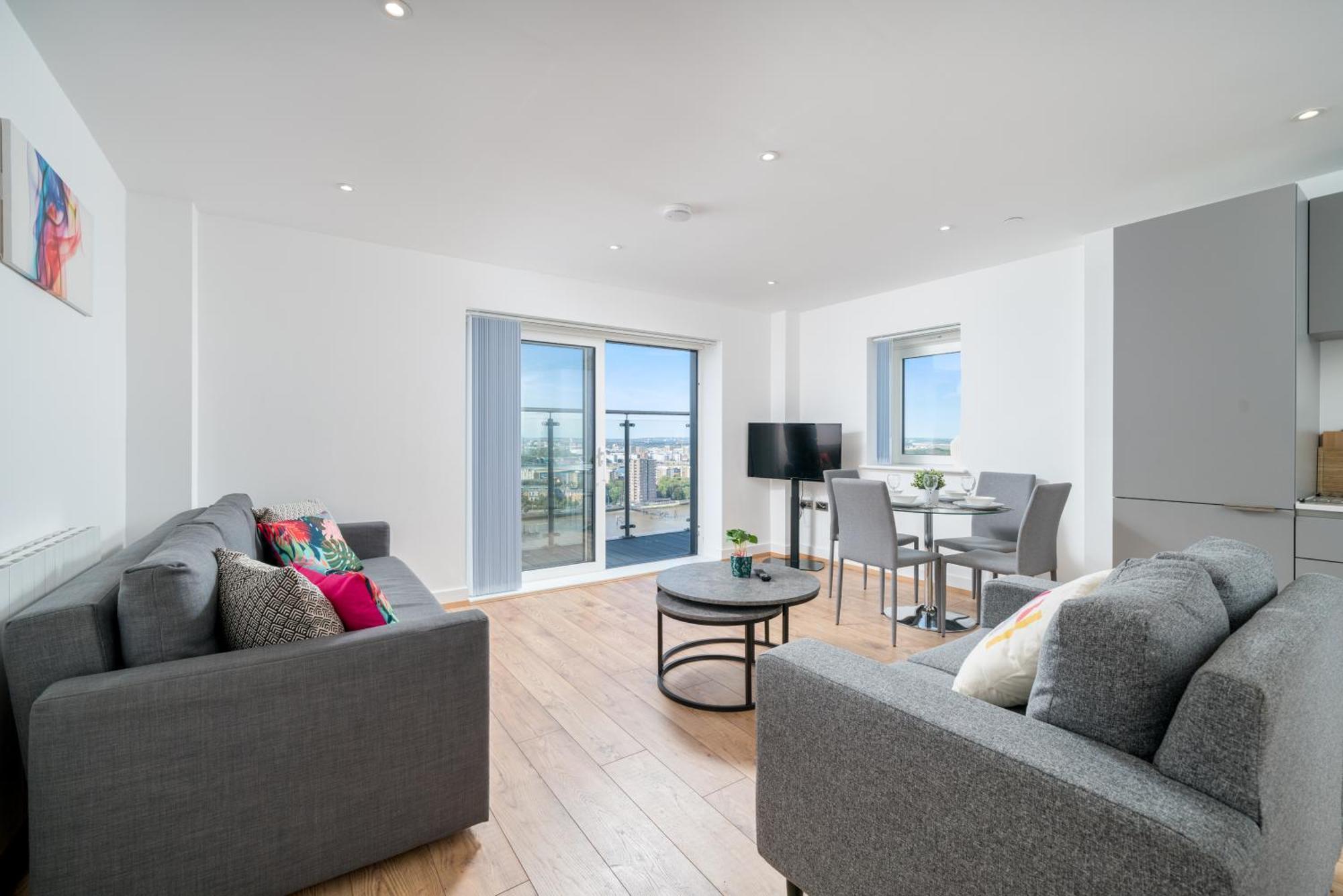 Skyvillion - London River Thames Top Floor Apartments By Woolwich Ferry, Mins To London Excel, O2 Arena , London City Airport With Parking 外观 照片
