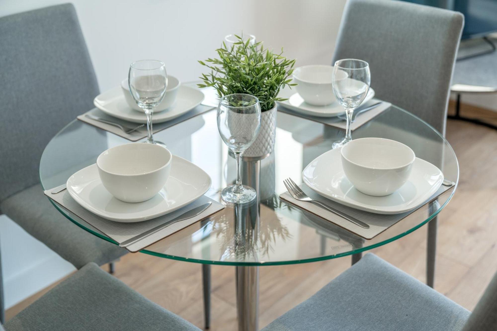 Skyvillion - London River Thames Top Floor Apartments By Woolwich Ferry, Mins To London Excel, O2 Arena , London City Airport With Parking 外观 照片