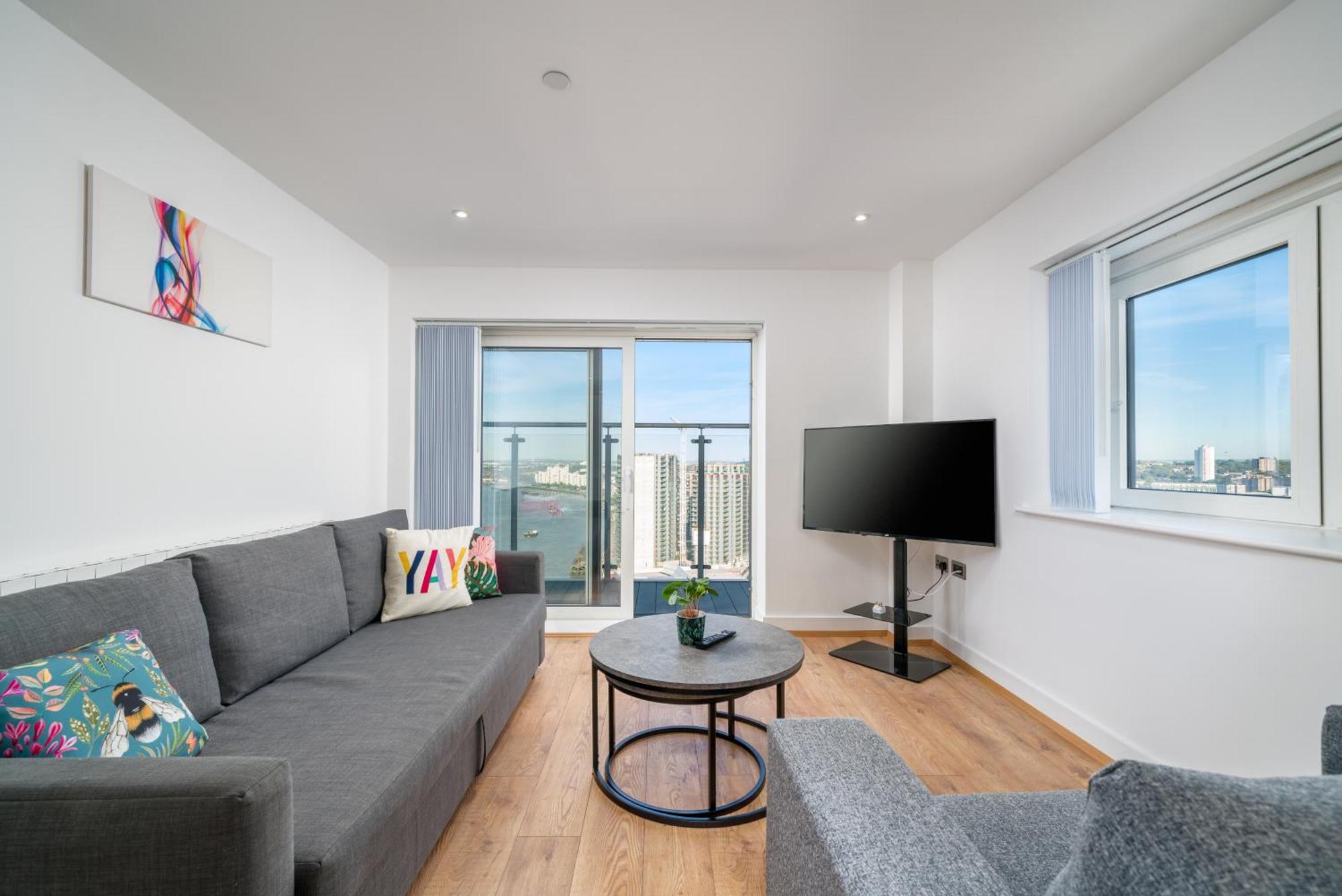 Skyvillion - London River Thames Top Floor Apartments By Woolwich Ferry, Mins To London Excel, O2 Arena , London City Airport With Parking 外观 照片